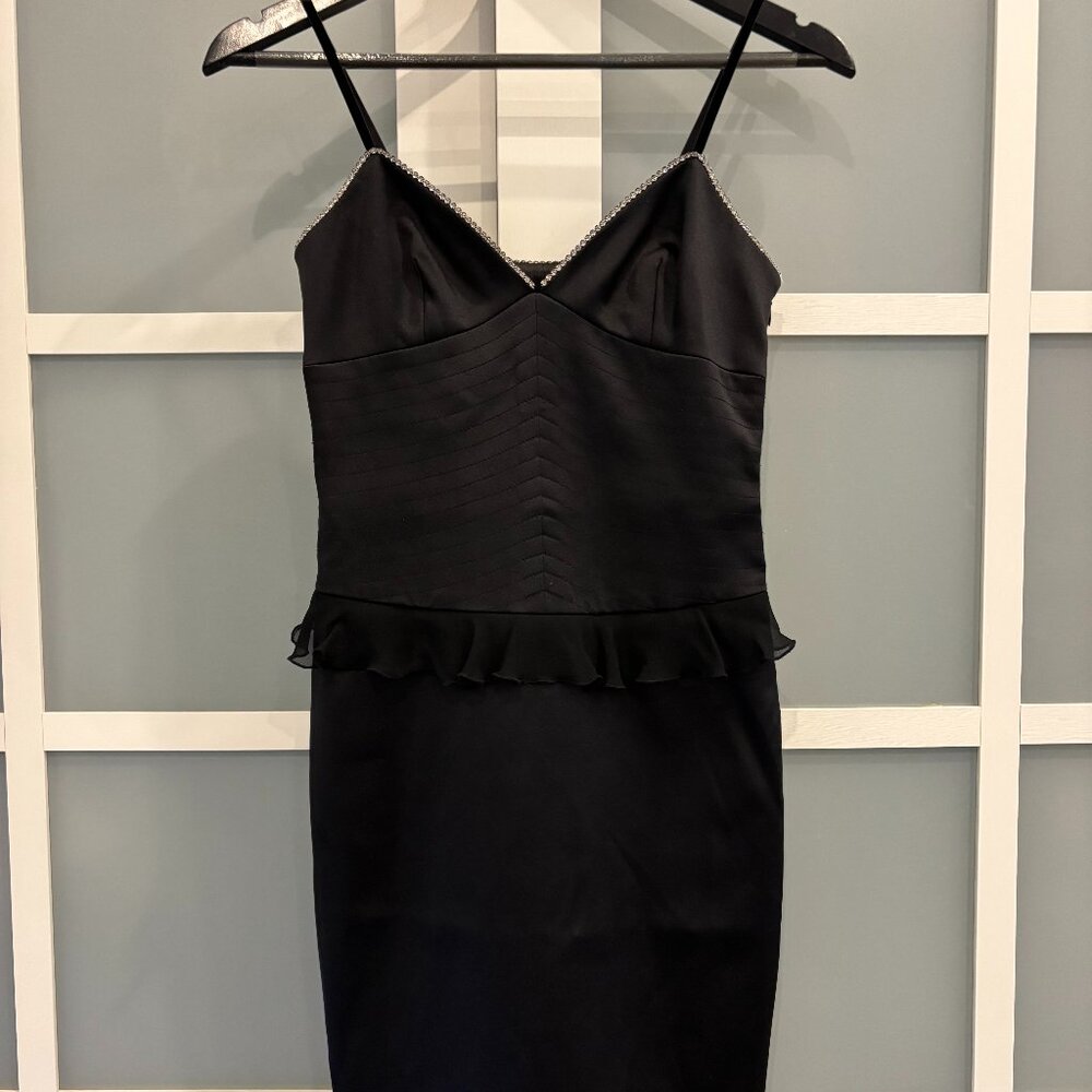 Laundry by Shelli Segal  little black dress